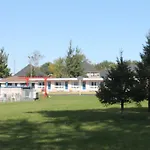 Advantage Inn