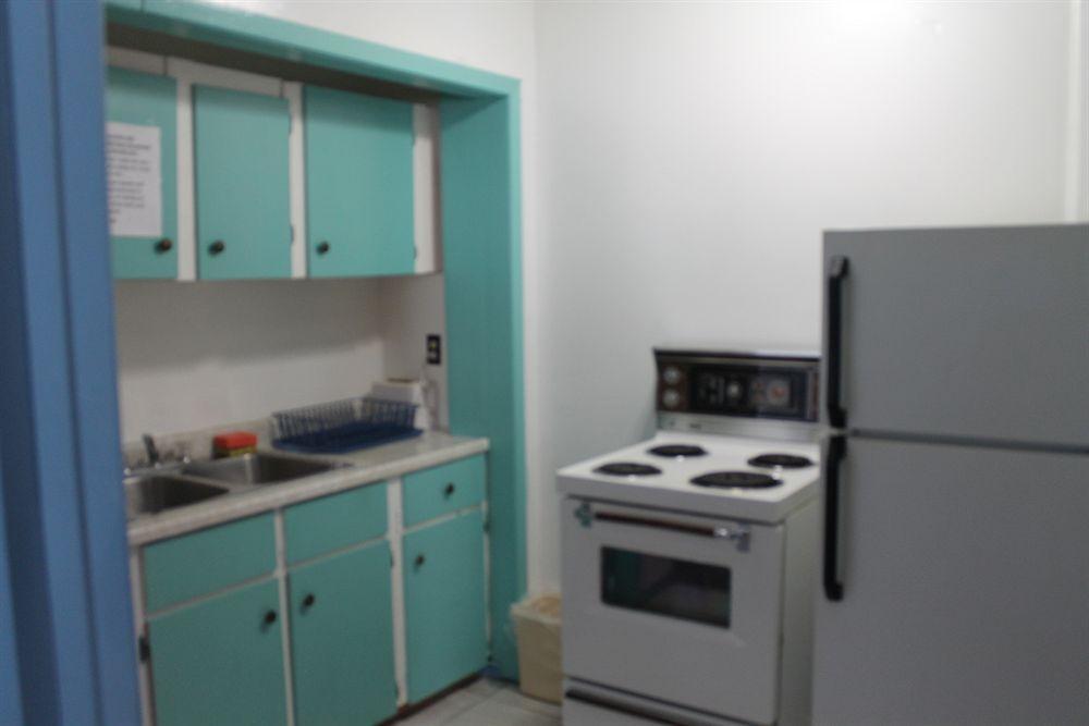 Advantage Motel 2*