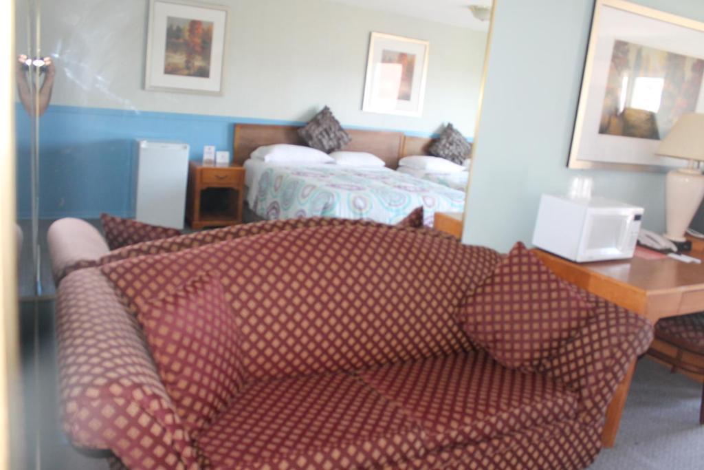 Motel Advantage 2*